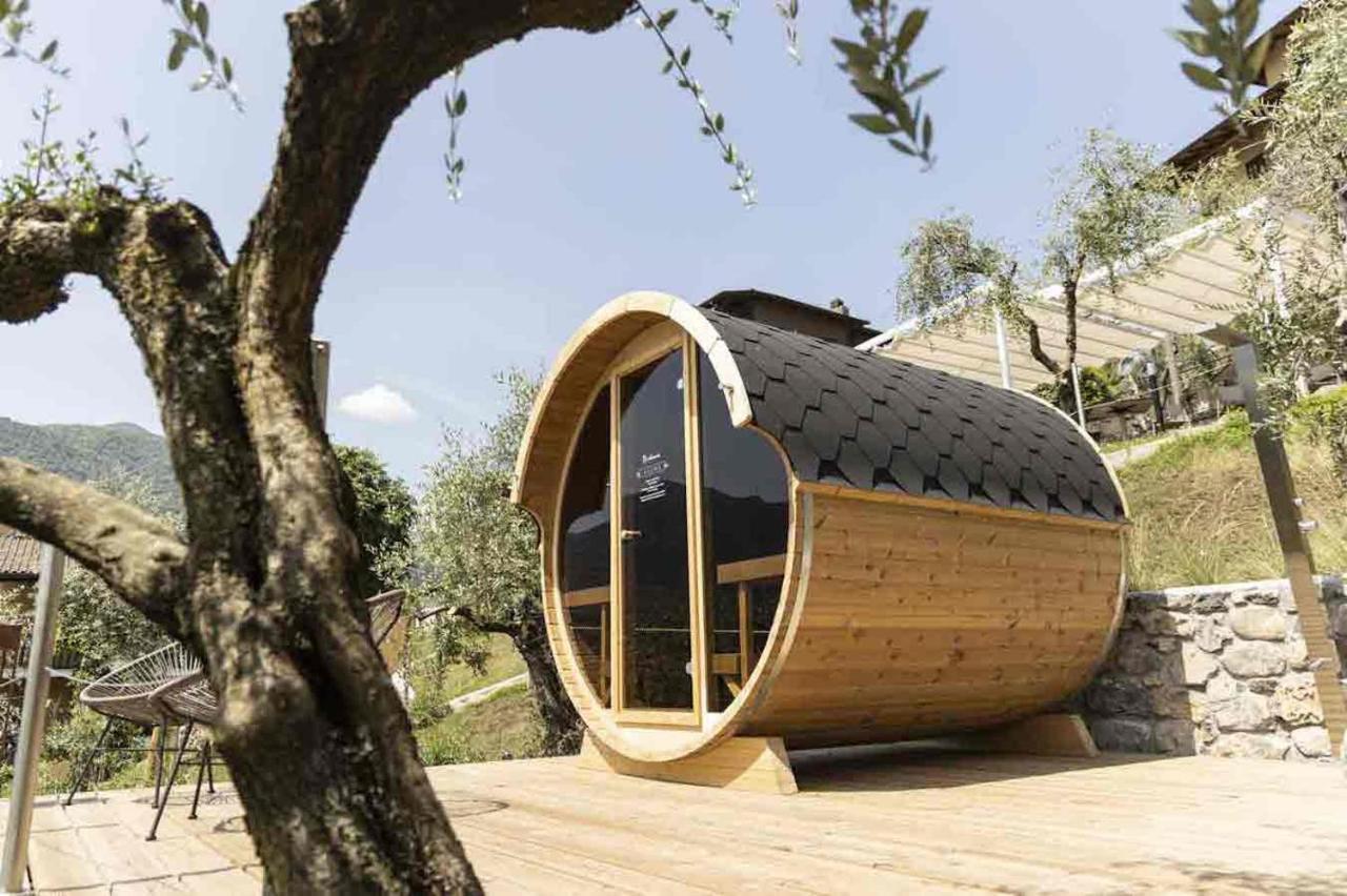 Hotel Miranda Riva di Solto Exteriér fotografie