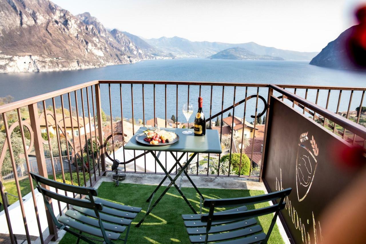 Hotel Miranda Riva di Solto Exteriér fotografie