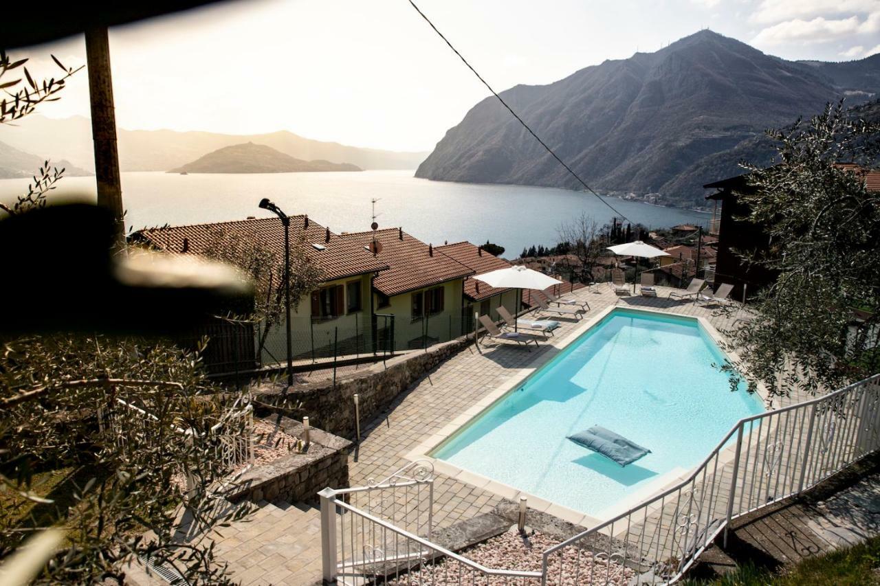 Hotel Miranda Riva di Solto Exteriér fotografie